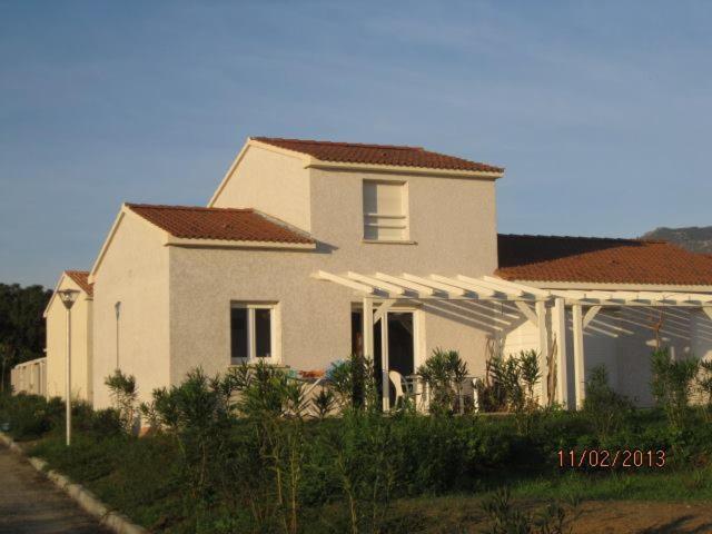Villa T3 Bord De Mer - Vue Mer A 500 M De La Plage- Piscine Chauffee A Casetta Di A Spiaggia Cervione Ngoại thất bức ảnh